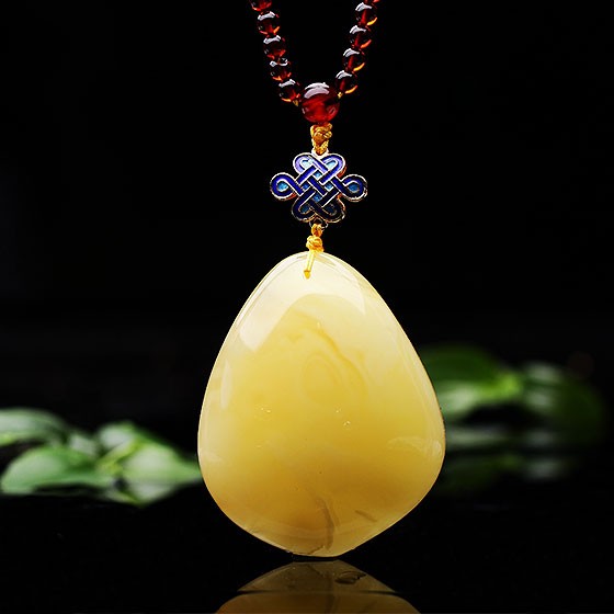 卓凡珠宝光面蜜蜡水滴吊坠