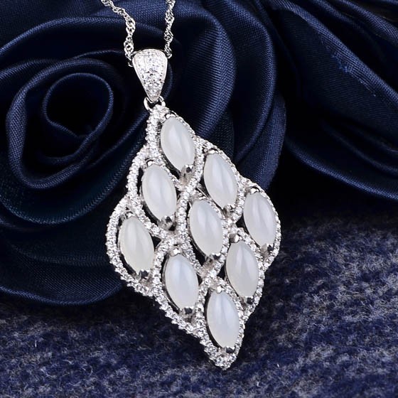 【【自营】兰翠珠宝和田玉k白美丽人生菱形吊坠】优