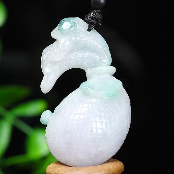 首页 珠宝 翡翠玉石 翡翠 君玉楼双色钱袋满满翡翠a货吊坠  商品货号