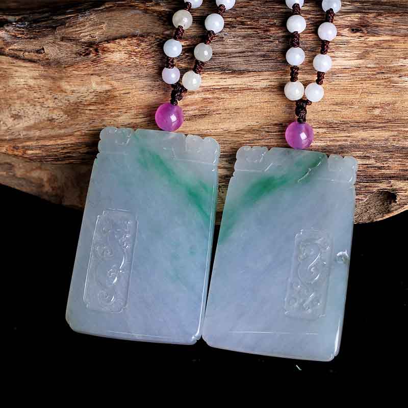 千色密码 飘绿一对龙凤牌翡翠a货吊坠