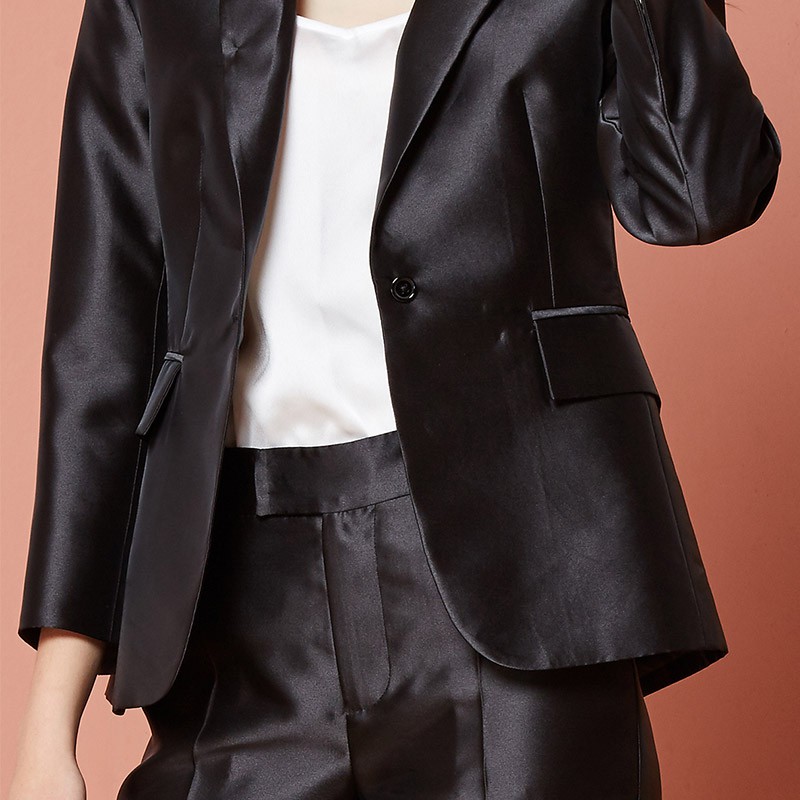 欧力丝OLISI女装大气时尚优雅光泽感面料外套·黑色
