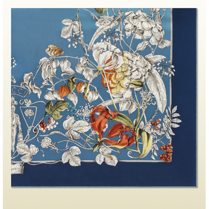 gucci经典花卉丝巾蓝