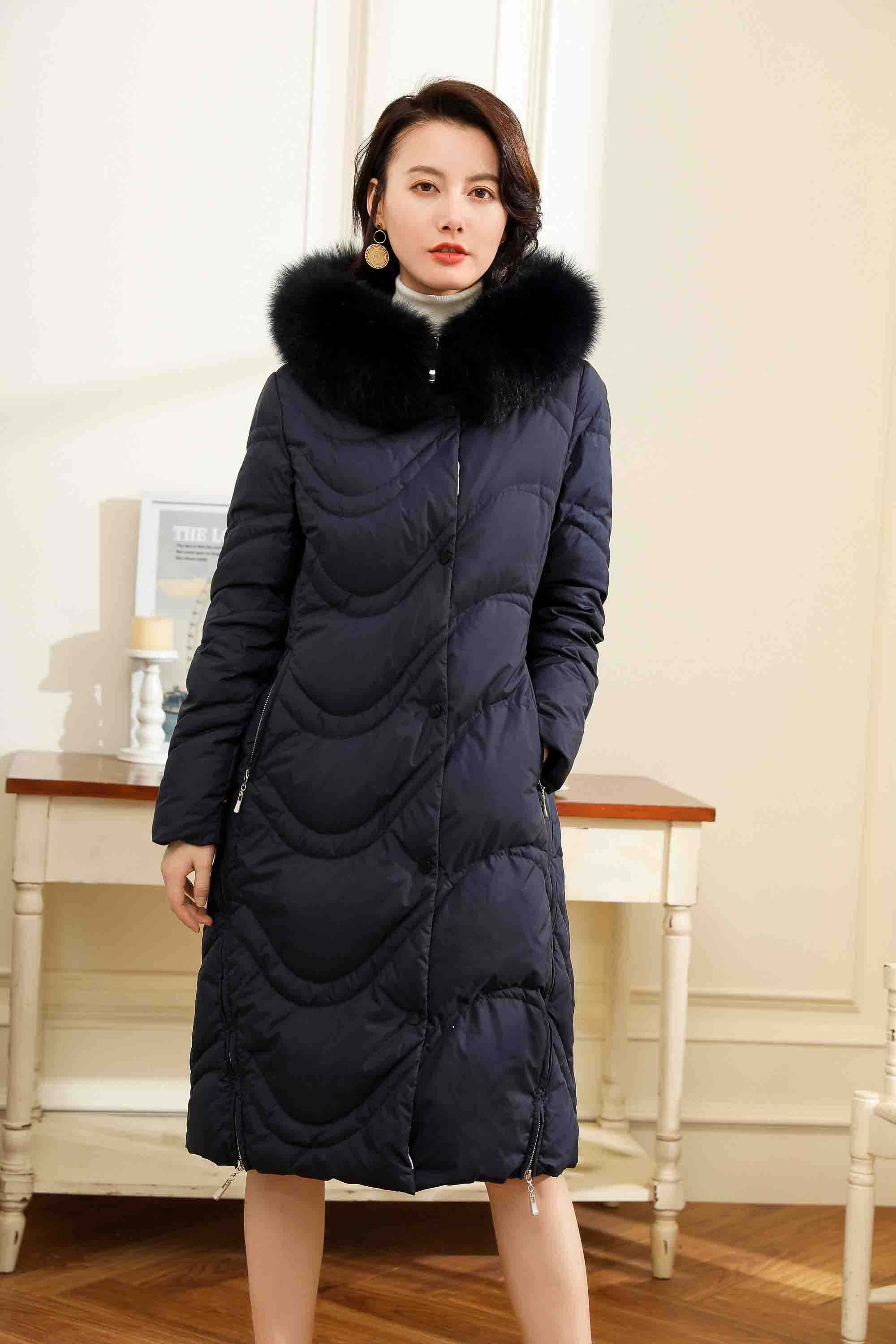 yiner音儿奢华修身狐狸毛领羽绒服(厚款)·藏蓝