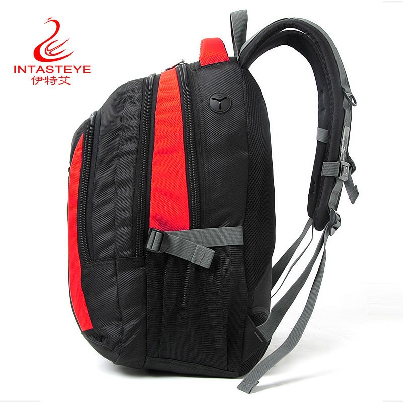 伊特艾 运动户包背包电脑包双肩包28·2830红色